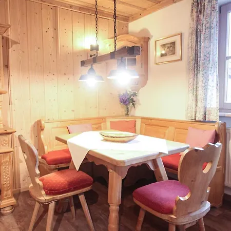 Appartementhaus Schirsner - Direkt Am & Am Kurpark Apartment *